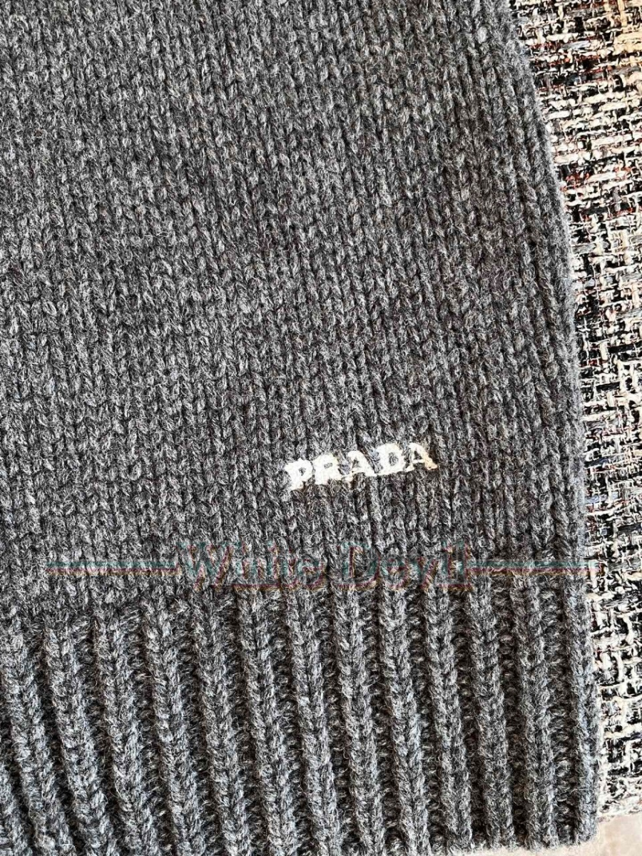 하얀악마 레플리카 프라다 가디건 (18).jpg