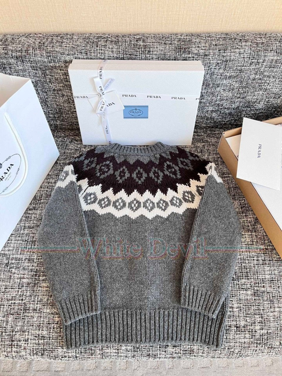 하얀악마 레플리카 프라다 가디건 (21).jpg