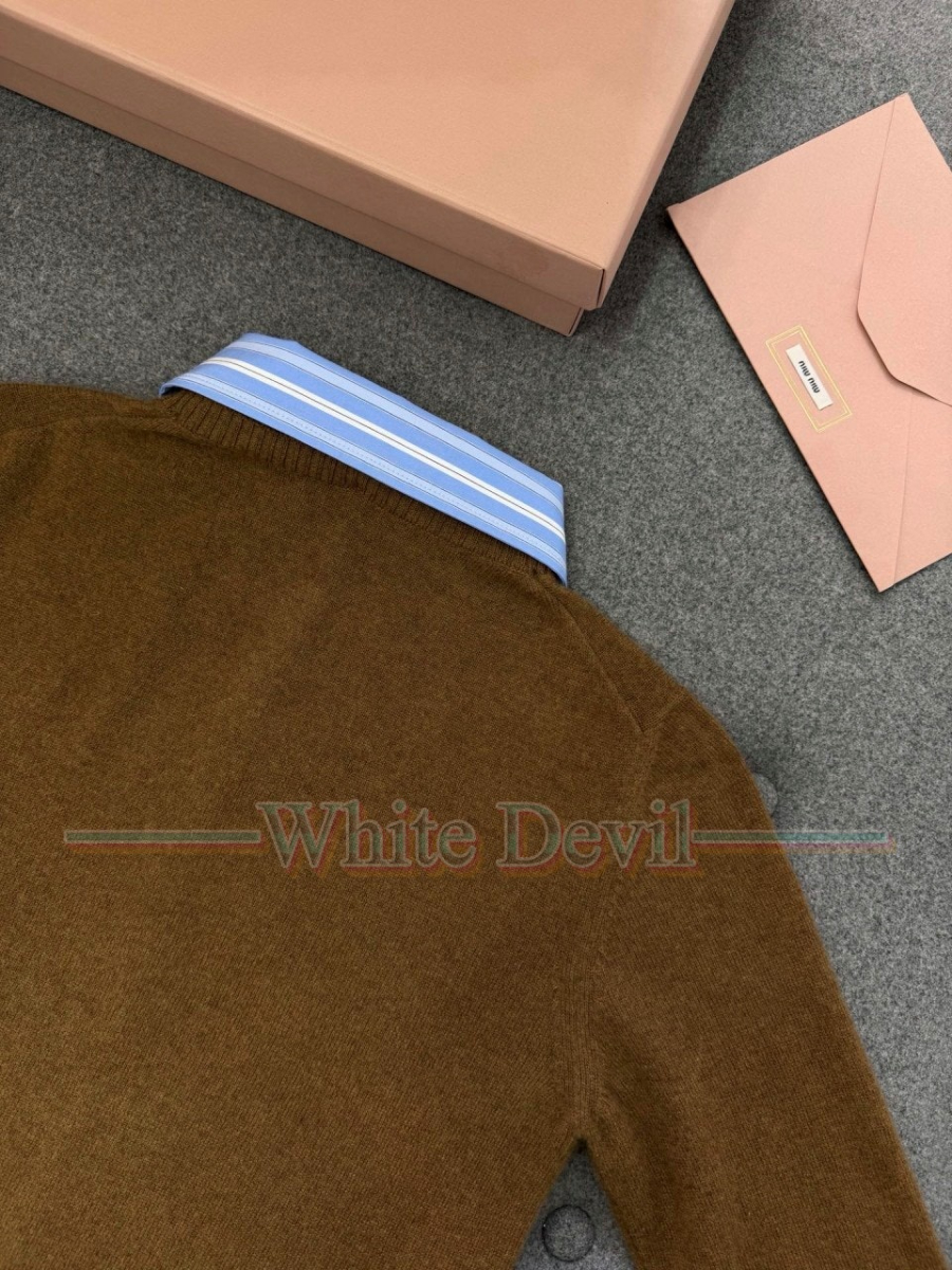 하얀악마 레플리카 미우미우 가디건 (24).jpg