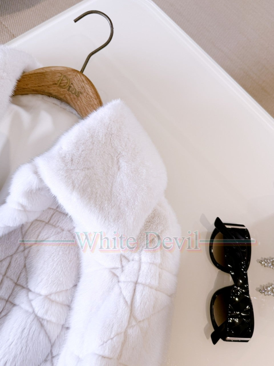 하얀악마 레플리카 디올 코트 (13).jpg