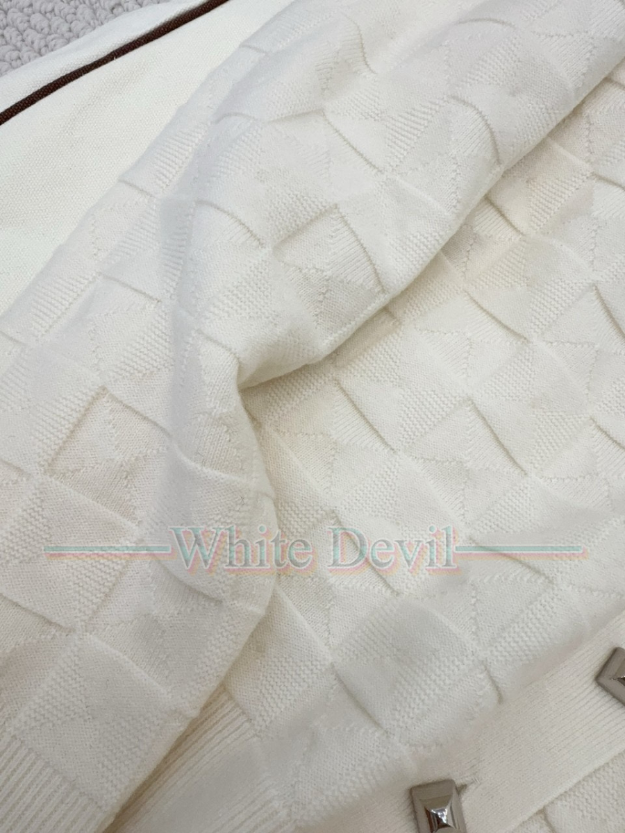 하얀악마 레플리카 에르메스 가디건 (17).jpg