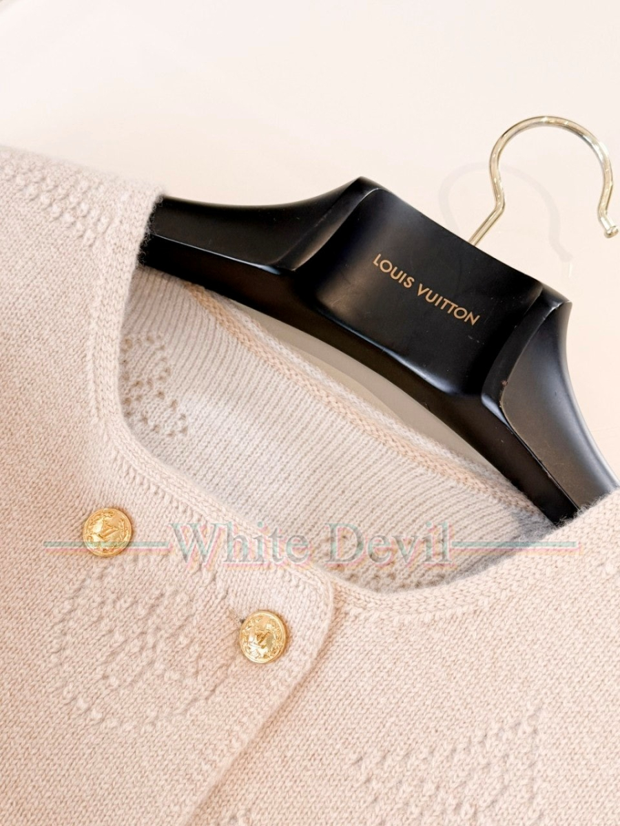 하얀악마 레플리카 루이비통 가디건 (17).jpg