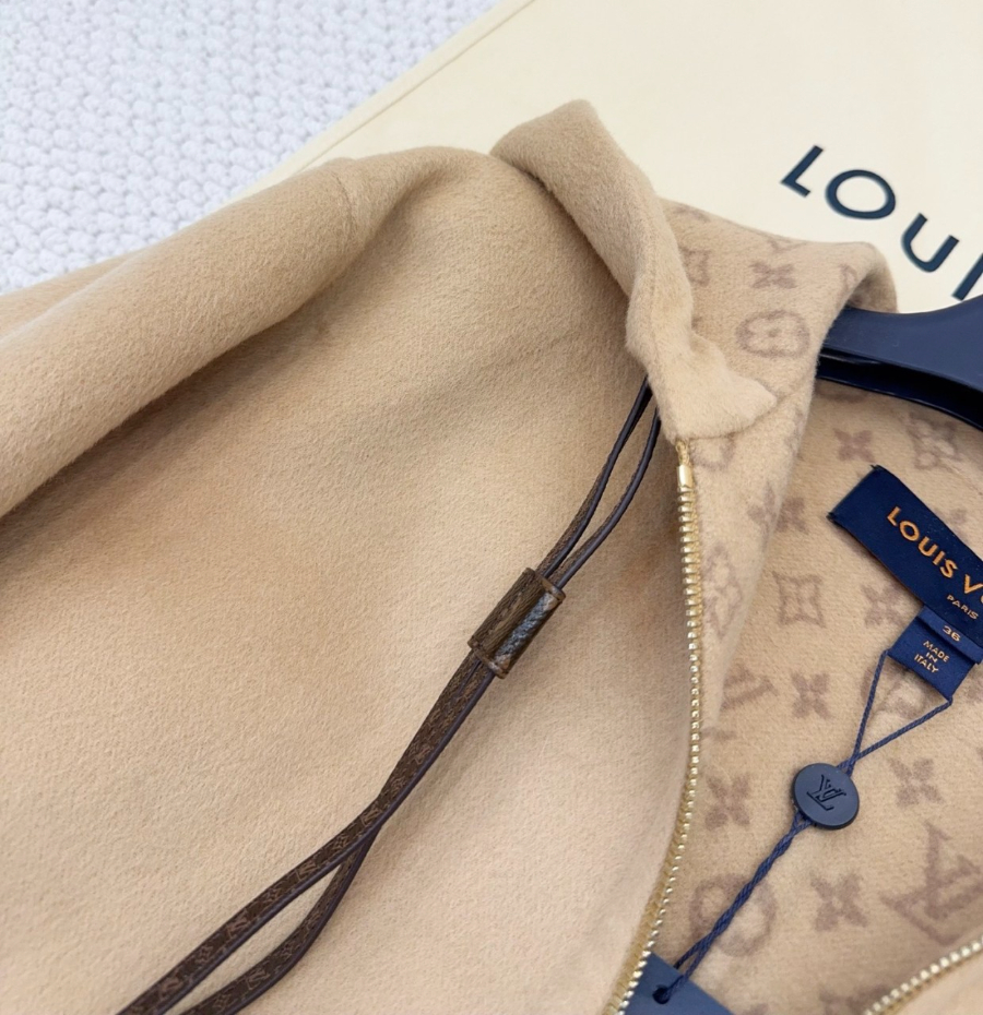 하얀악마 레플리카 루이비통 코트 (16).jpg