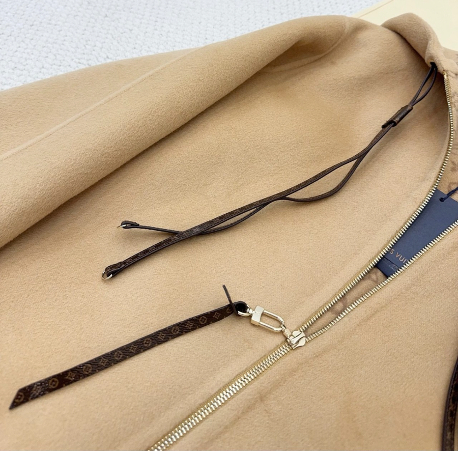 하얀악마 레플리카 루이비통 코트 (17).jpg