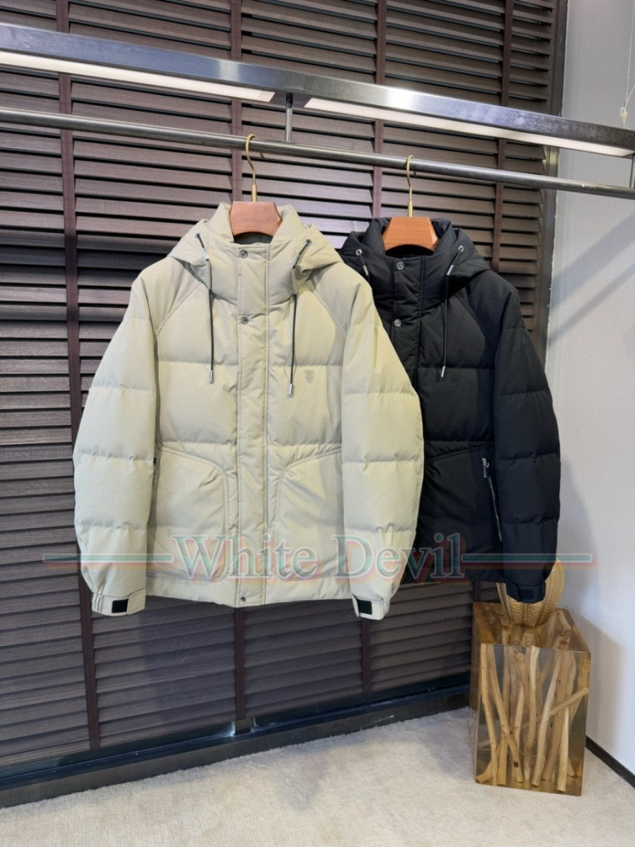 하얀악마 이미테이션 버버리 패딩 (1).jpg