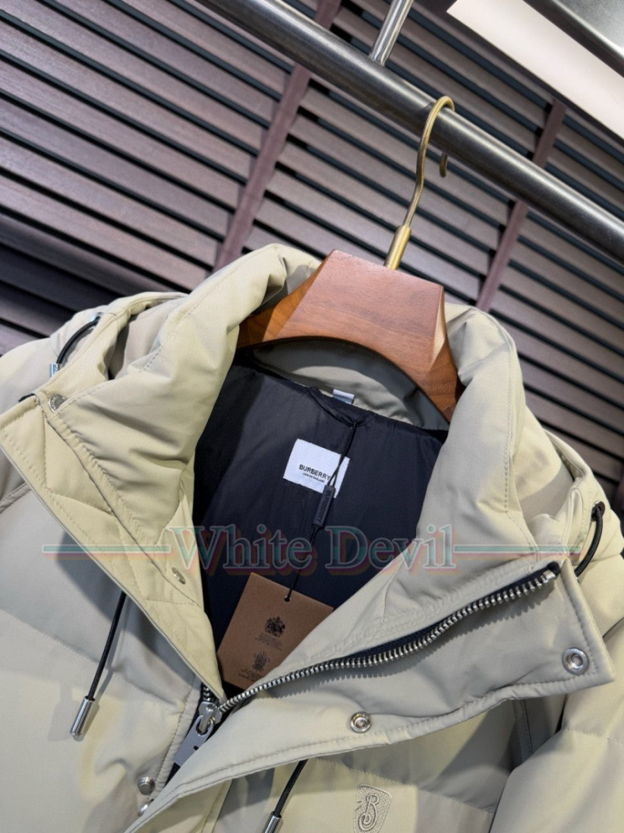 하얀악마 이미테이션 버버리 패딩 (5).jpg