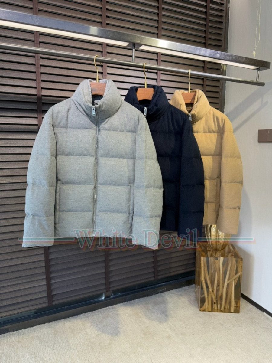 하얀악마 이미테이션 제냐 패딩 (1).jpg