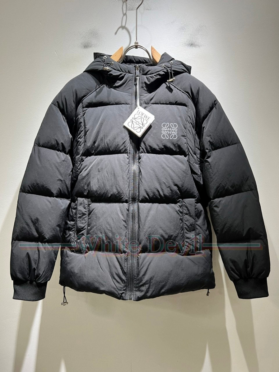 하얀악마 이미테이션 로에베 패딩 (2).jpg