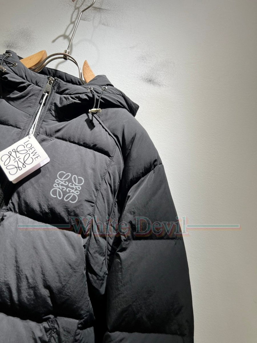 하얀악마 이미테이션 로에베 패딩 (5).jpg