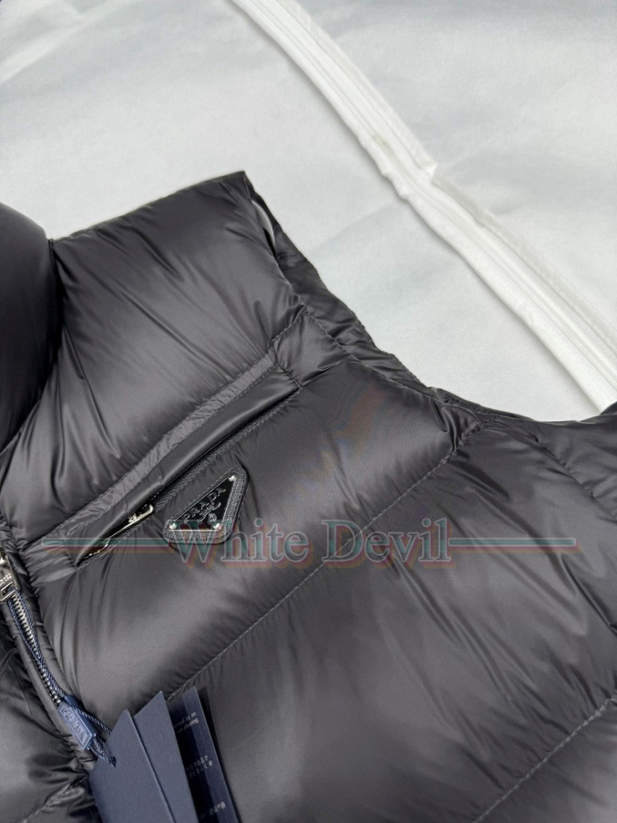 하얀악마 이미테이션 프라다 베스트 (10).jpg