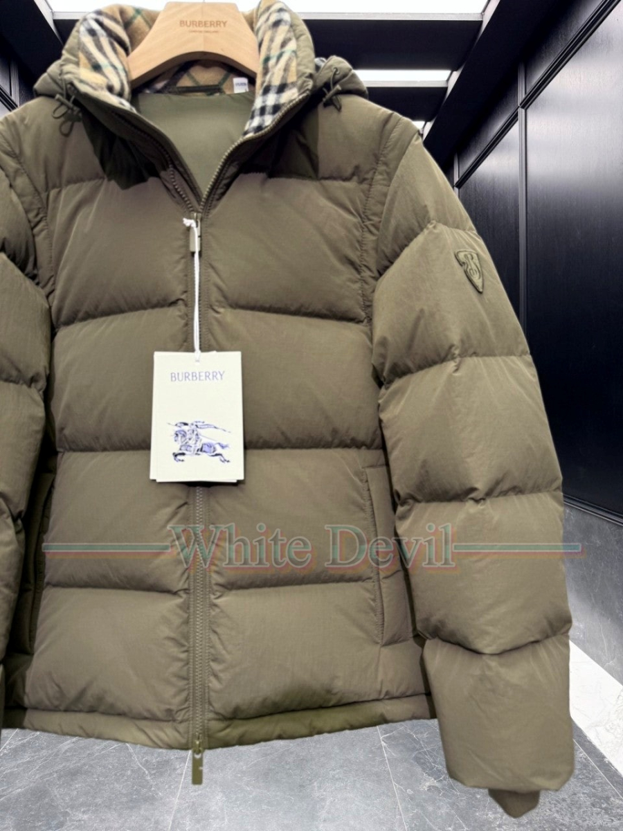 하얀악마 이미테이션 버버리 패딩 (12).jpg