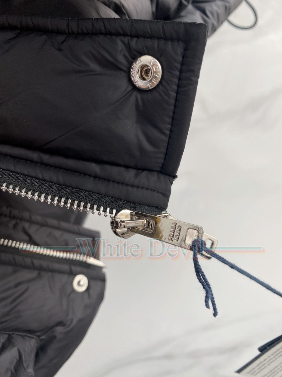 하얀악마 이미테이션 프라다 패딩 (7).jpg