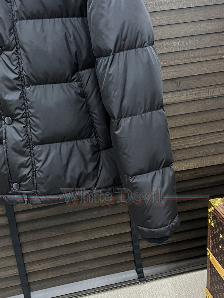 하얀악마 이미테이션 프라다 패딩 (7).jpg