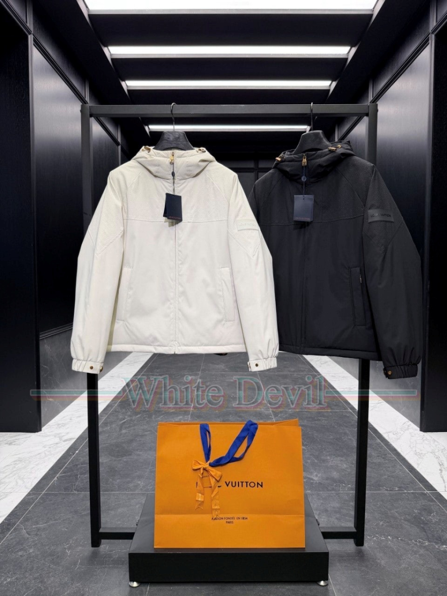 하얀악마 이미테이션 루이 점퍼 (1).jpg