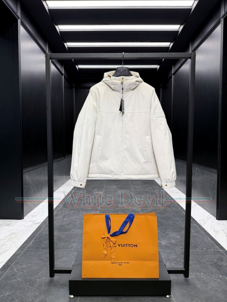 하얀악마 이미테이션 루이 점퍼 (2).jpg