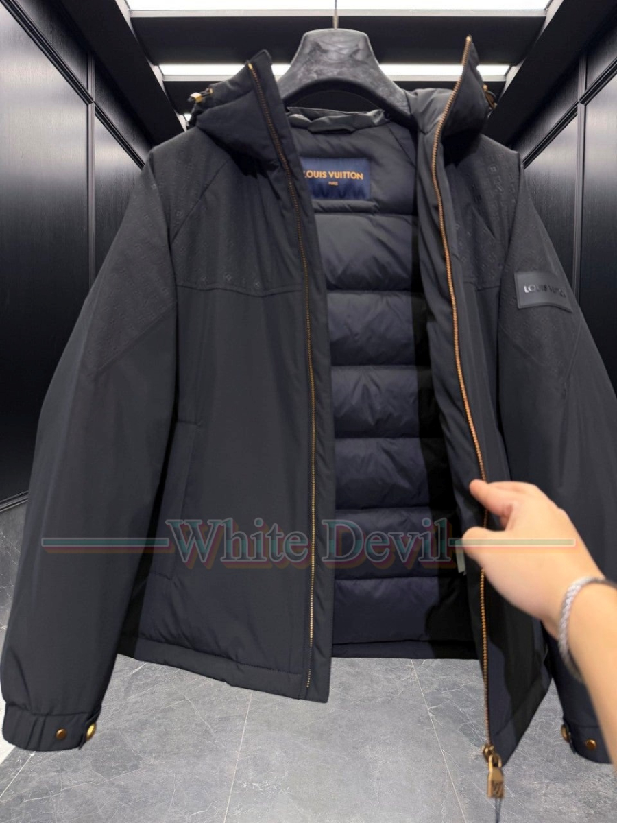 하얀악마 이미테이션 루이 점퍼 (8).jpg