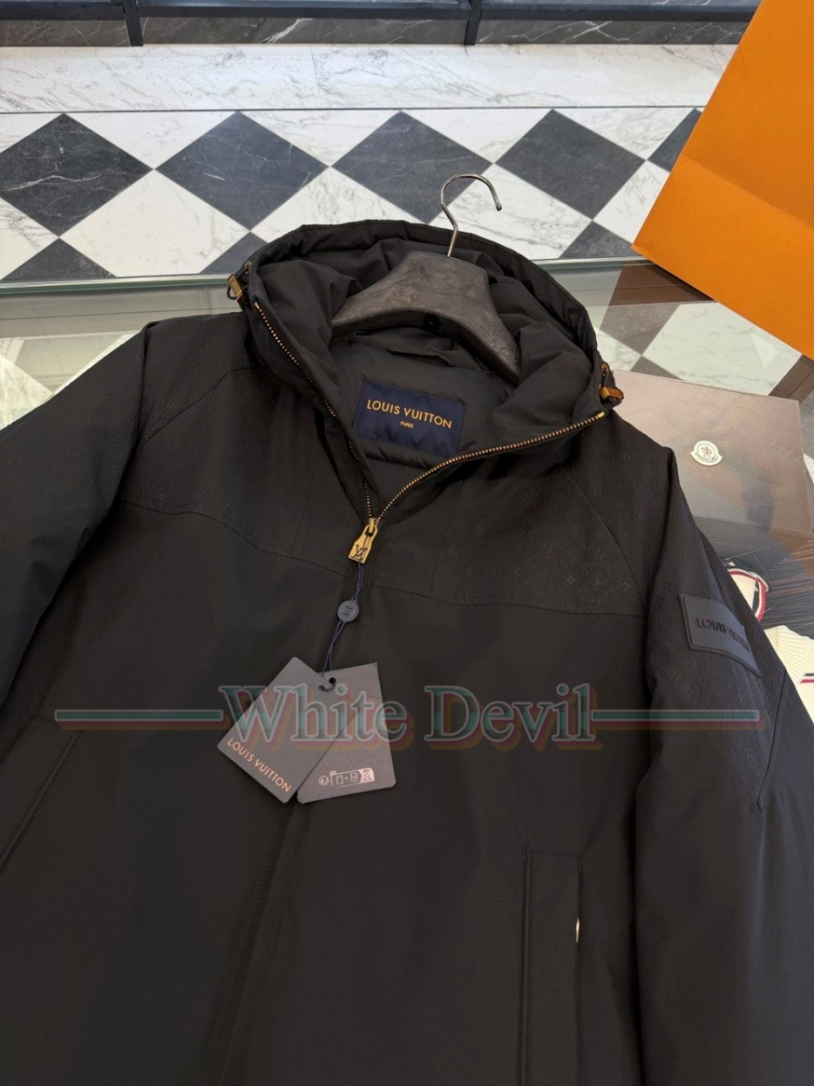 하얀악마 이미테이션 루이 점퍼 (12).jpg