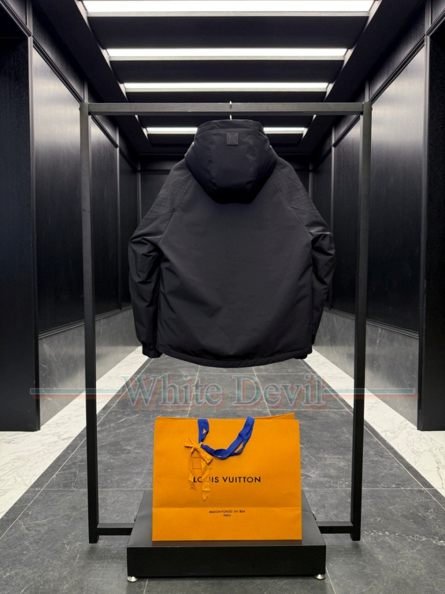 하얀악마 이미테이션 루이 패딩 (7).jpg