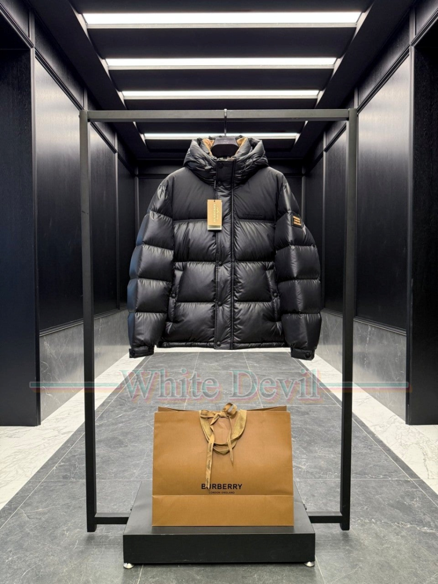 하얀악마 이미테이션 버버리 패딩 (2).jpg