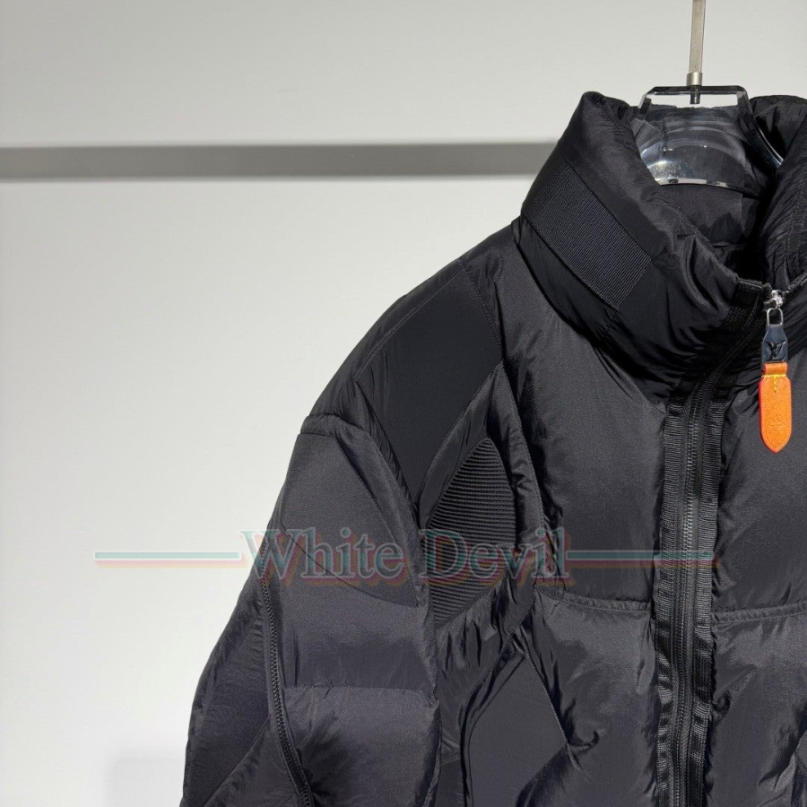 하얀악마 이미테이션 루이 패딩 (2).jpg