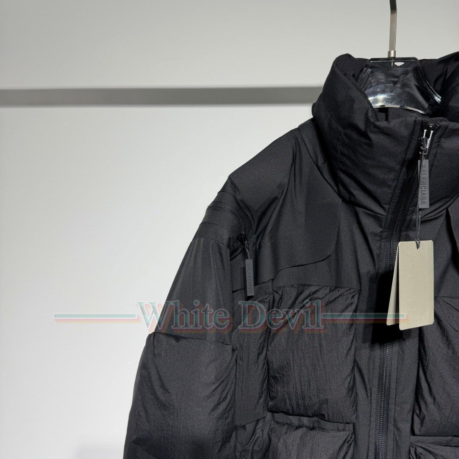 하얀악마 이미테이션 발렌시아가 패딩 (2).jpg