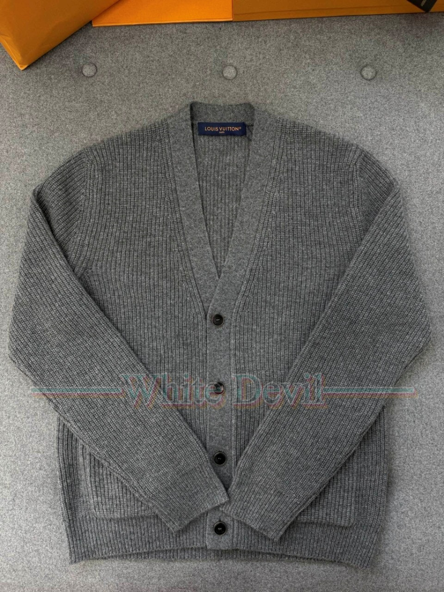 하얀악마 이미테이션 루이 가디건 (6).jpg