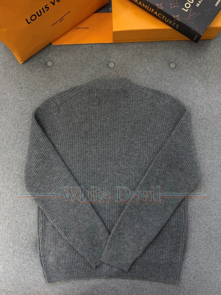 하얀악마 이미테이션 루이 가디건 (8).jpg