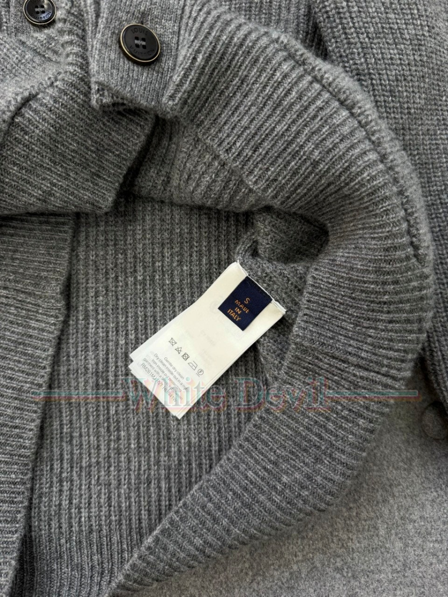 하얀악마 이미테이션 루이 가디건 (14).jpg