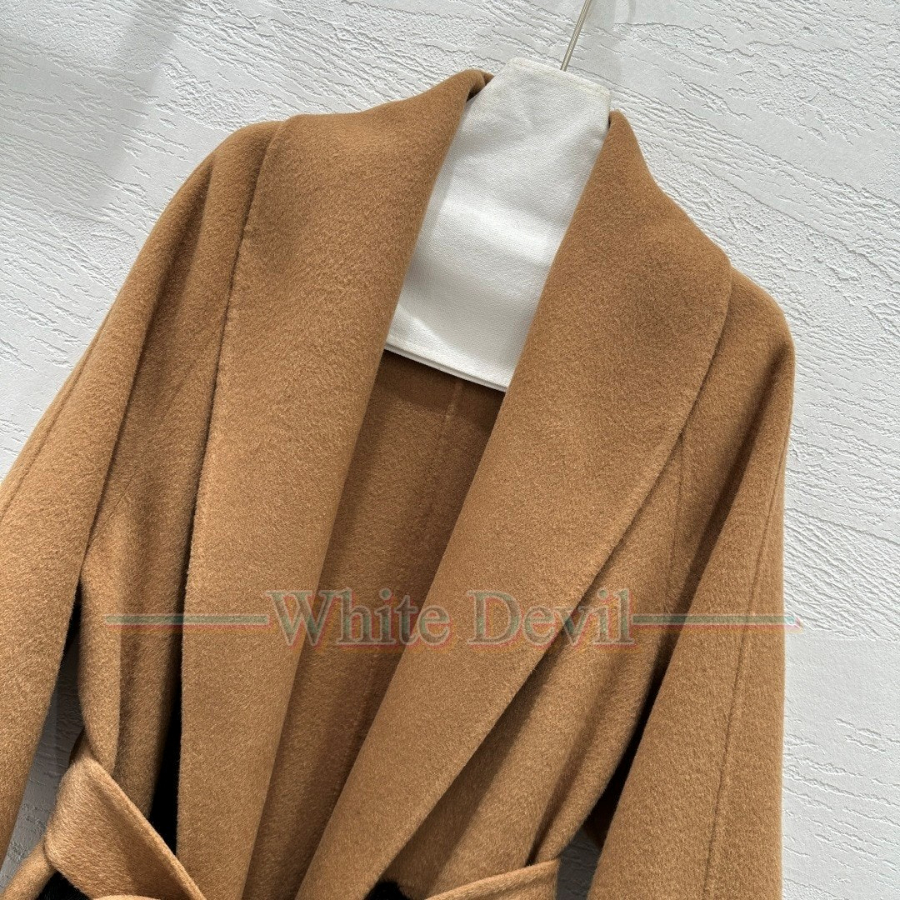 하얀악마 이미테이션 펜디 코트 (3).jpg