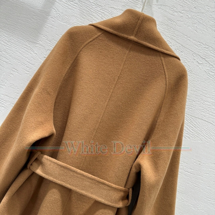 하얀악마 이미테이션 펜디 코트 (6).jpg