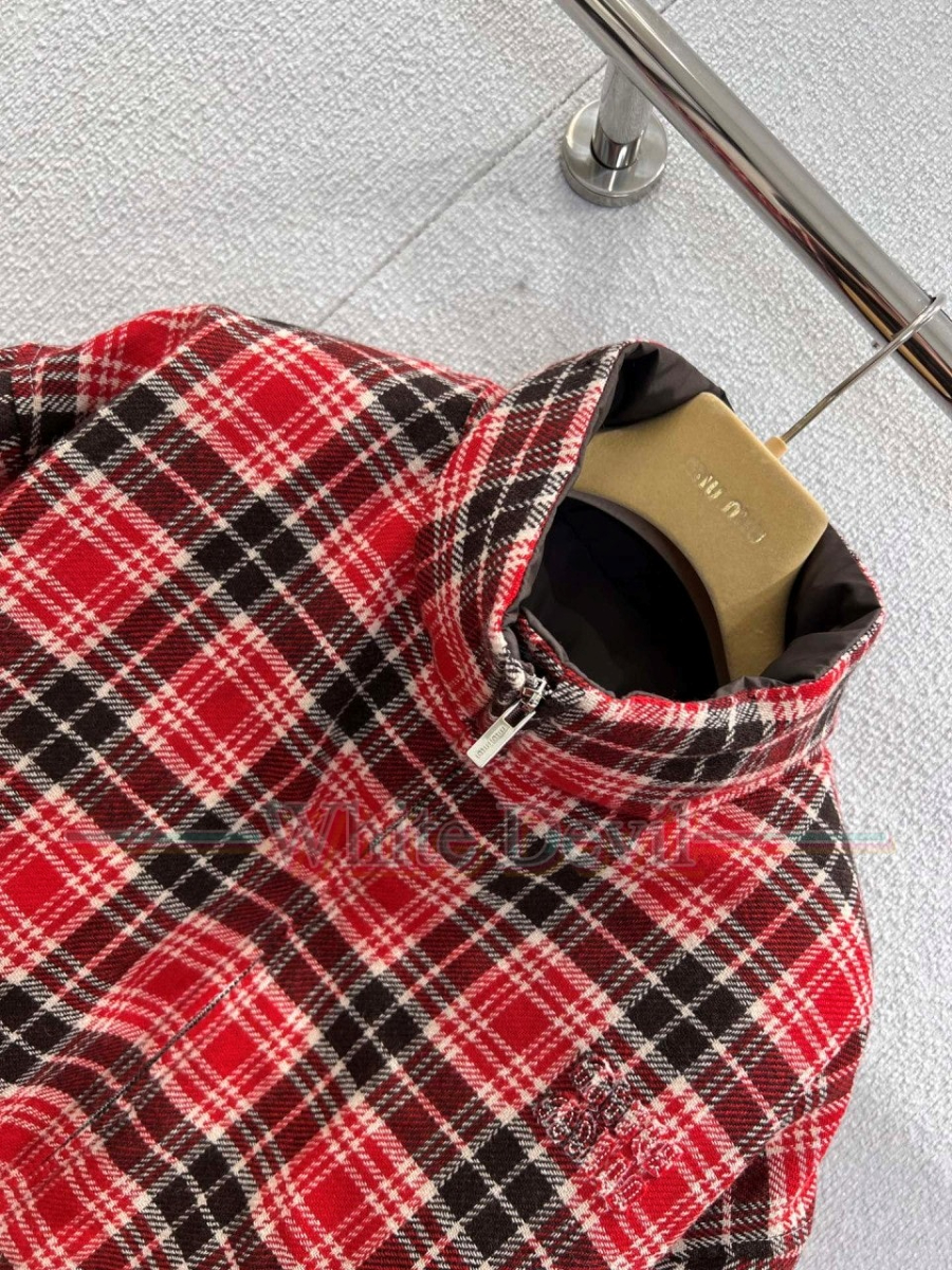 하얀악마 이미테이션 미우 점퍼 (6).jpg