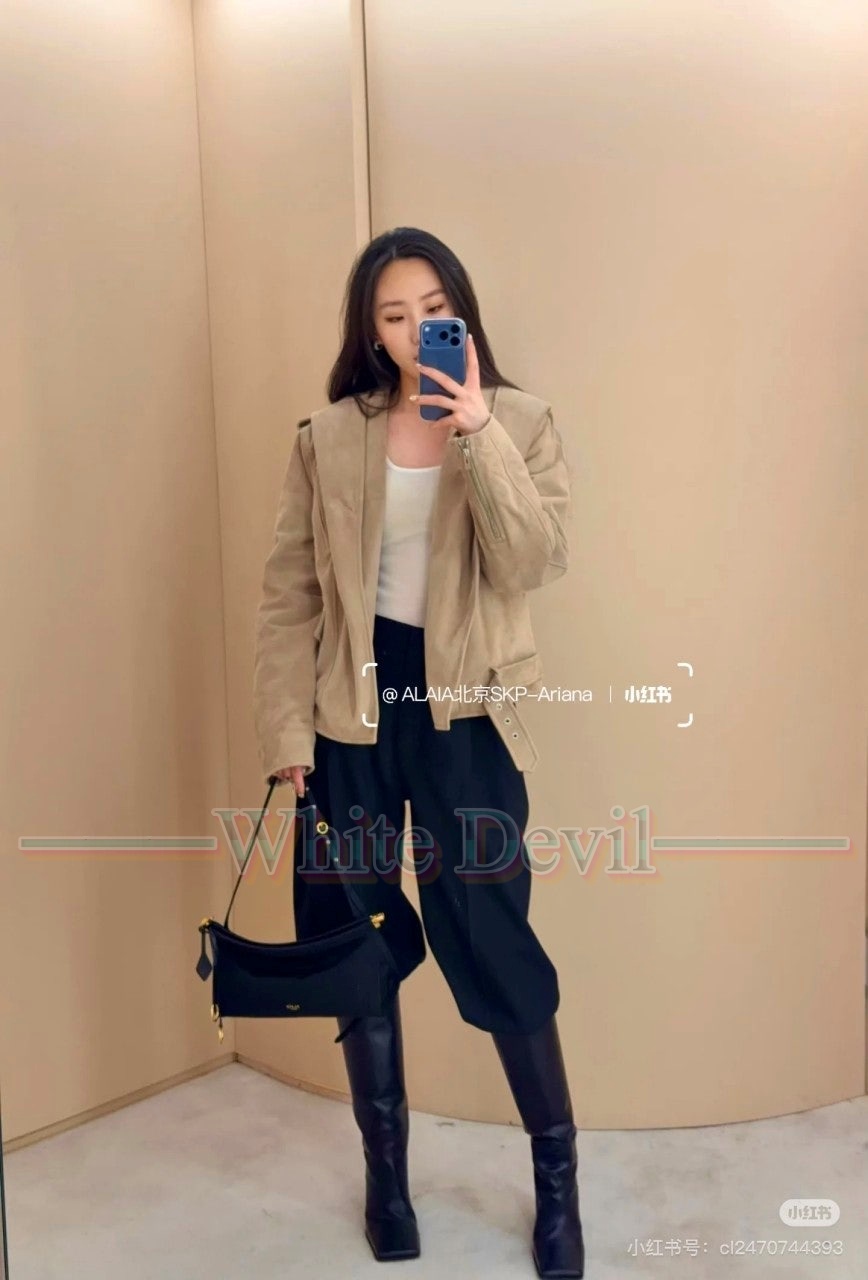 하얀악마 이미테이션 알라이아 자켓 (1).jpg