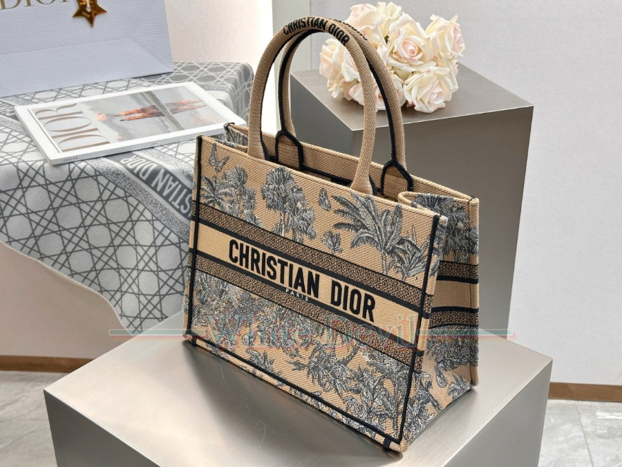 하얀악마 레플리카 디올 북토트백 (7).jpg