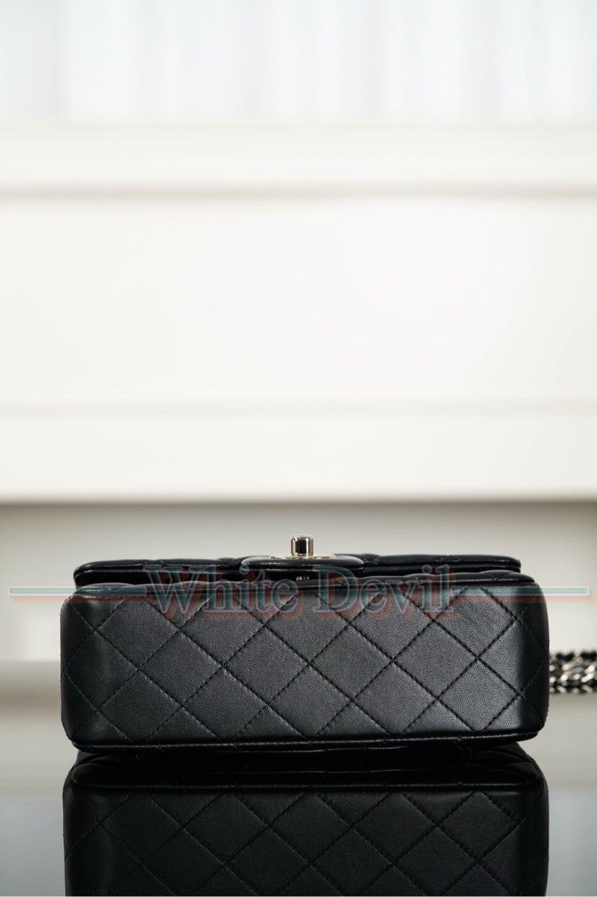 하얀악마 레플리카 샤넬 클래식 (9).jpg
