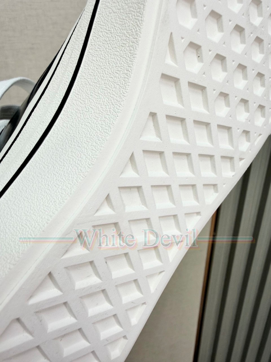 하얀악마 레플리카 더로우 운동화 (17).jpg