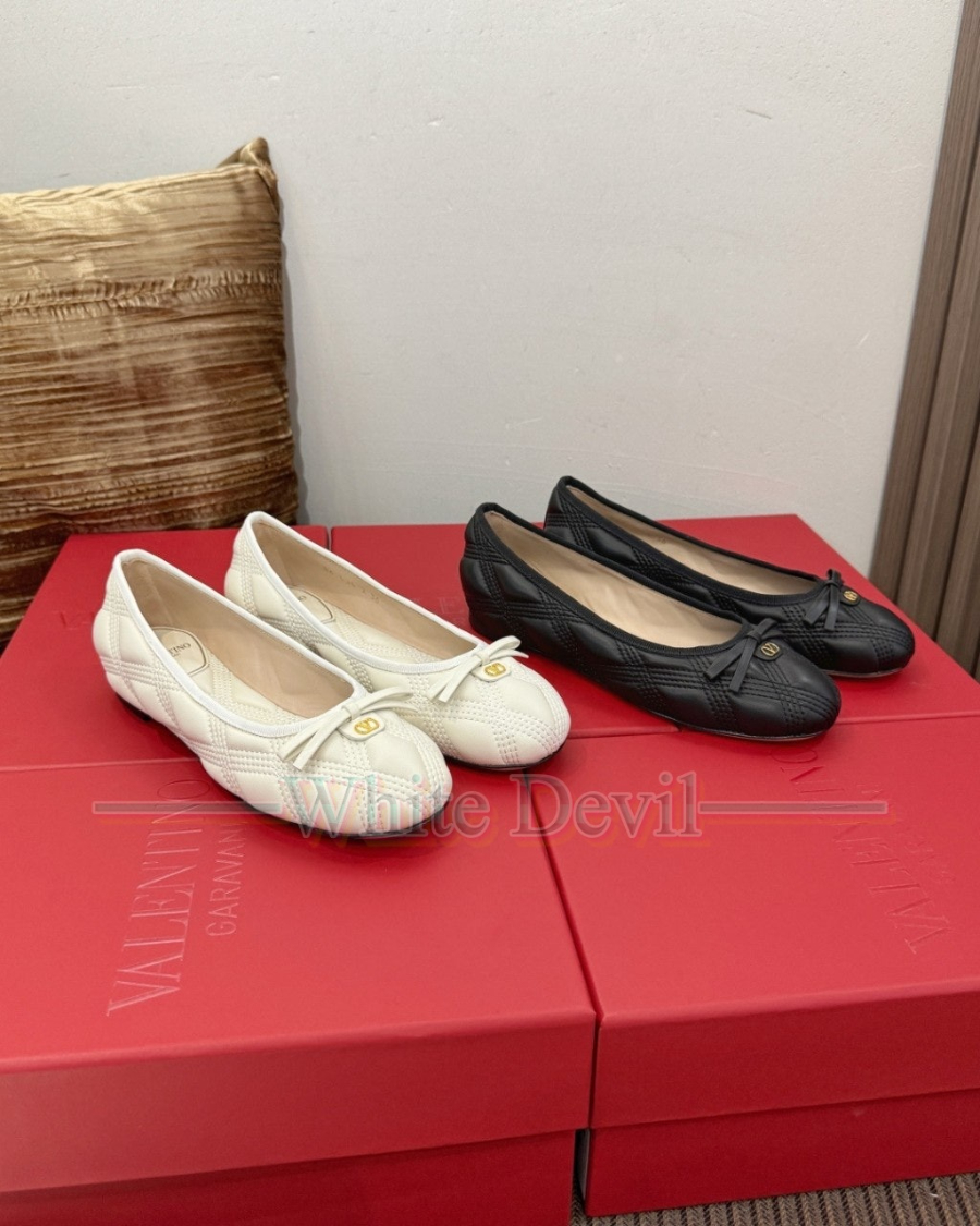 하얀악마 레플리카 발렌티노 플랫슈즈, (3).jpg