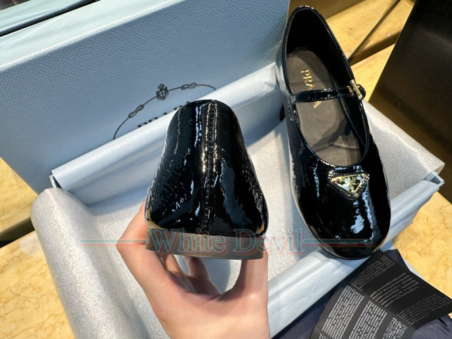 하얀악마 레플리카 프라다 플랫슈즈 (18).jpg