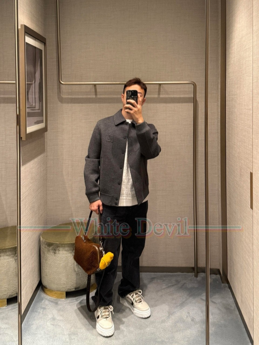 하얀악마 레플리카 펜디 자켓 (1).jpg