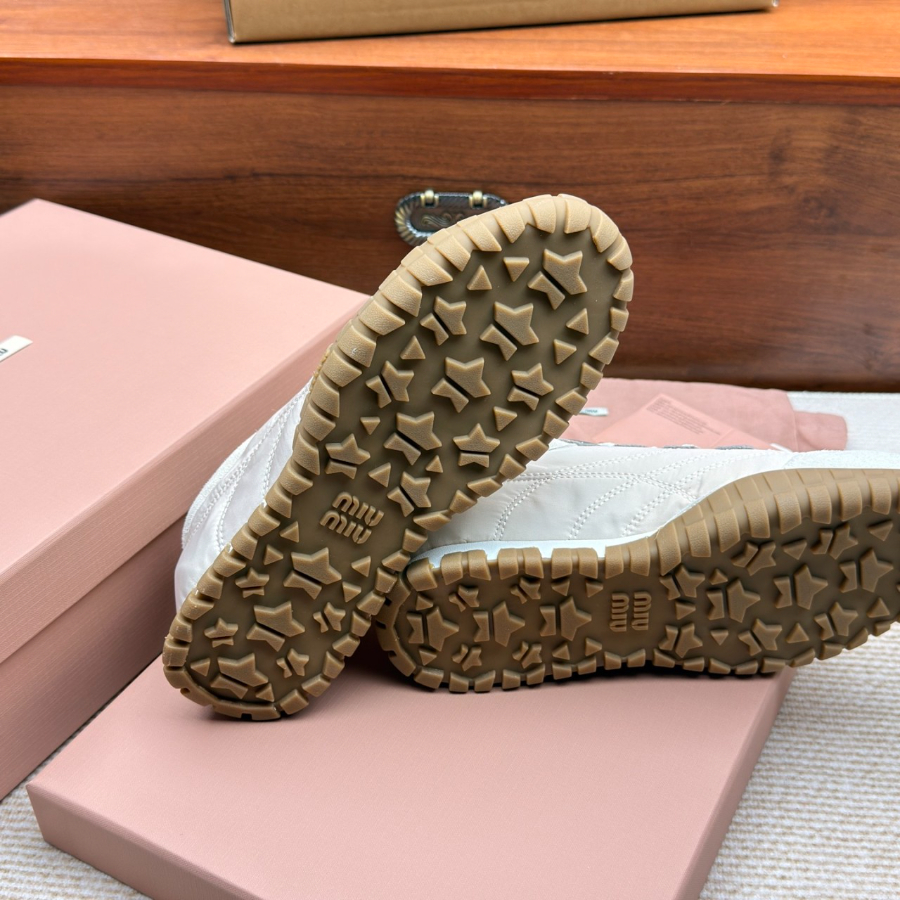 하얀악마 레플리카 미우미우 신발 (12).jpg