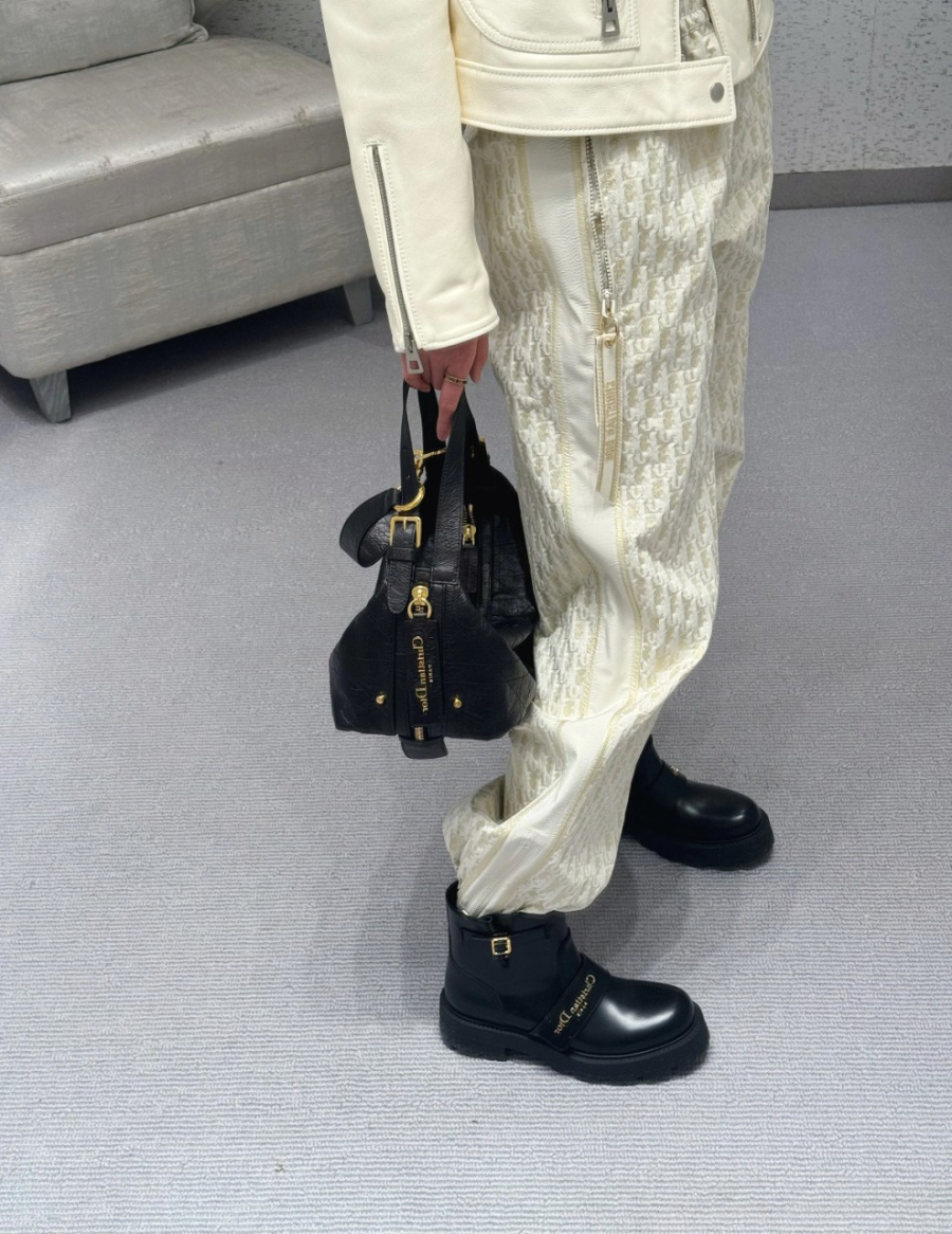 하얀악마 레플리카 디올 부츠 (1).jpg