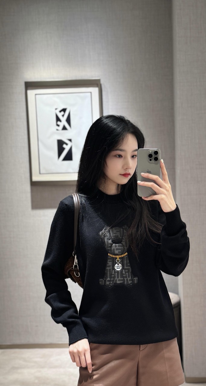 하얀악마 레플리카 펜디 니트 (2).jpg