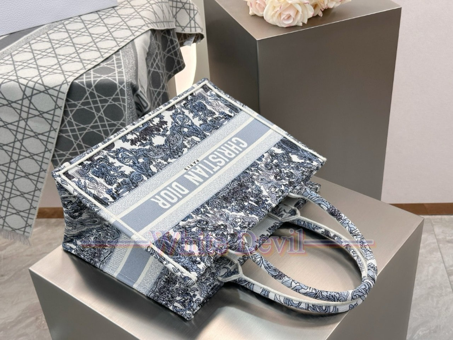 하얀악마 이미테이션 디올 북토트백 (8).jpg