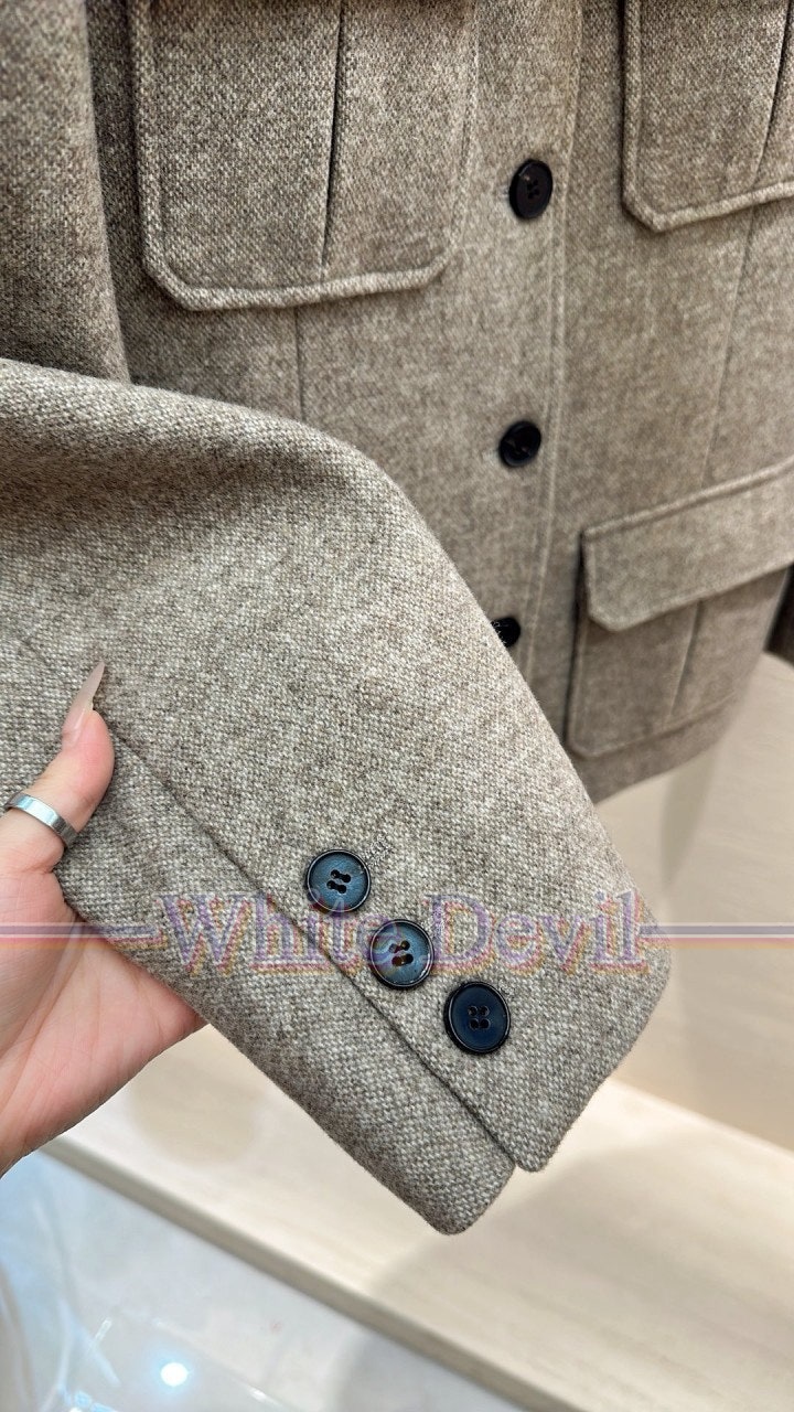 하얀악마 이미테이션 로로피아나 자켓 (6).jpg