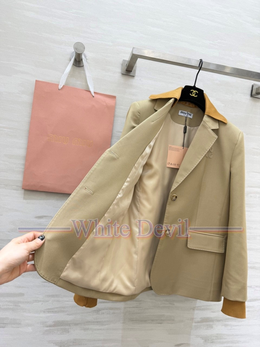 하얀악마 이미테이션 미우미우 자켓 (10).jpg