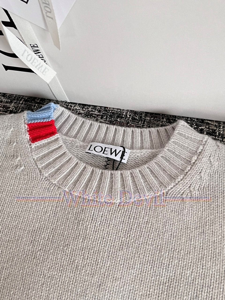 하얀악마 이미테이션 로에베 니트 (15).jpg