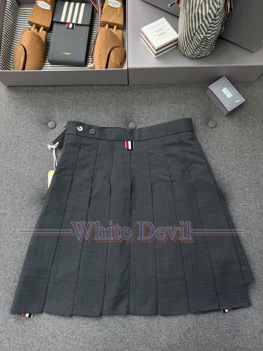 하얀악마 이미테이션 톰브라운 니트 (10).jpg