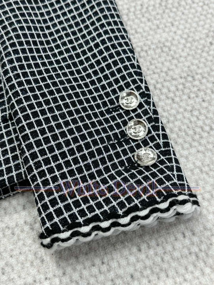 하얀악마 이미테이션 샤넬 자켓 (9).jpg