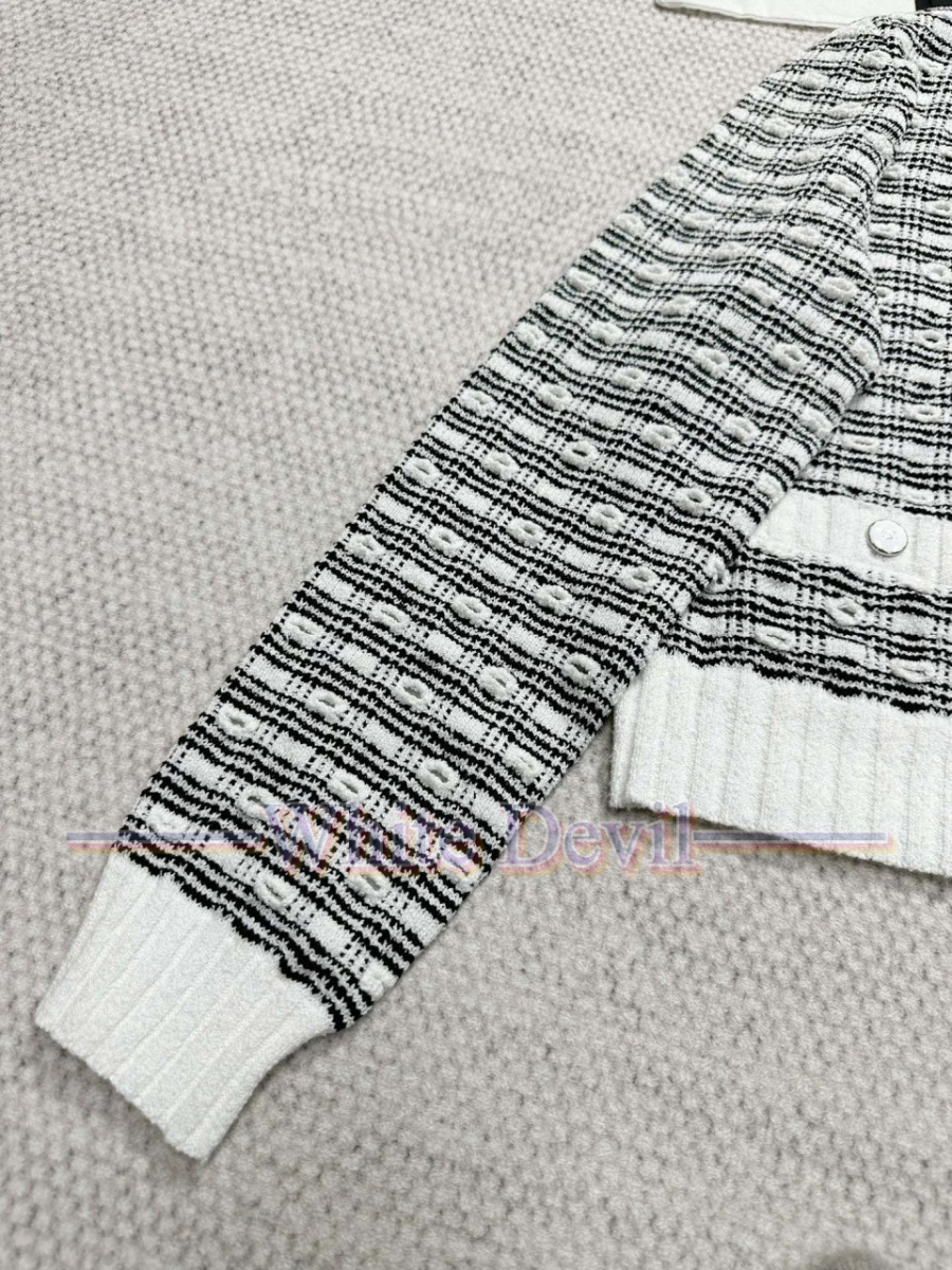 하얀악마 이미테이션 샤넬 가디건 (10).jpg