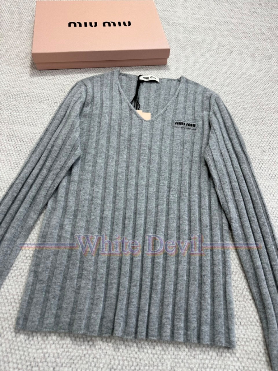 하얀악마 레플리카 미우 니트 (6).jpg