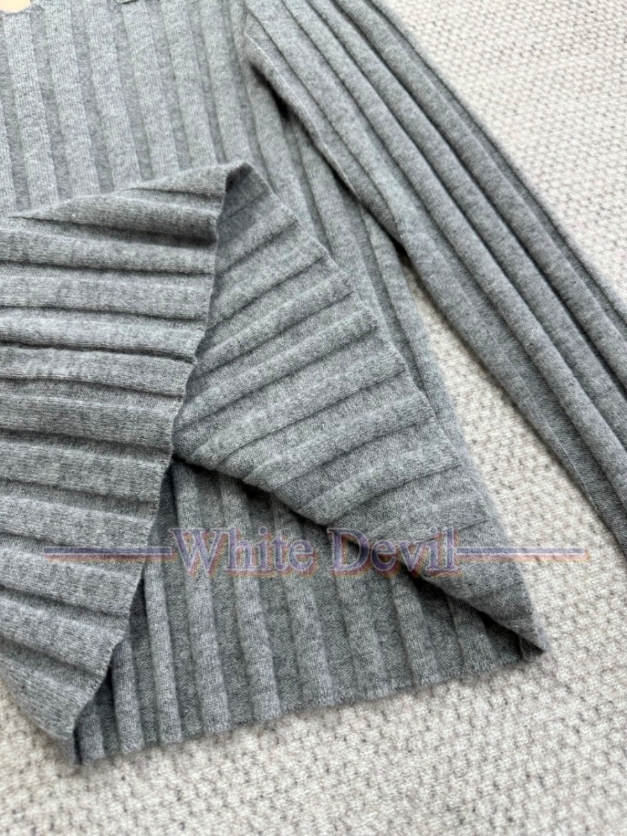 하얀악마 레플리카 미우 니트 (11).jpg